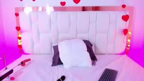 Camille online show from March 10, 1:48 pm