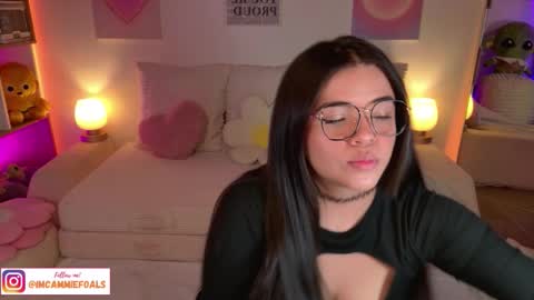   Lets reach 200 thumbs up  online show from February 7, 7:29 pm