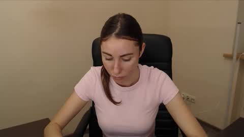 cammila horn online show from December 17, 12:31 pm