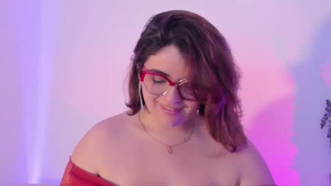 candelariia_ online show from March 7, 4:44 pm