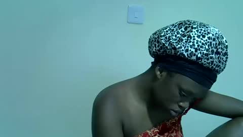 candiemaya online show from April 10, 5:41 pm