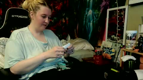 Candi online show from June 21, 6:56 pm