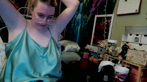 Candi online show from July 14, 2:05 am