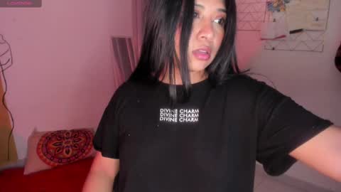   online show from March 11, 10:53 pm