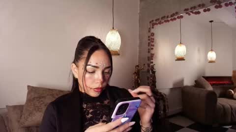 candy_dim online show from October 31, 8:57 pm