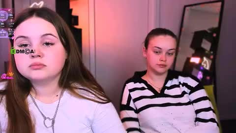 candy flossie1 online show from March 11, 6:06 am