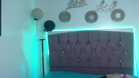 Candy online show from November 30, 7:07 pm