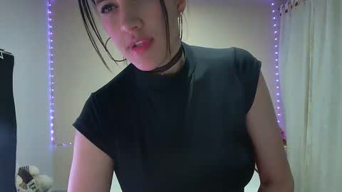 CANDYCARSON online show from February 26, 6:08 am