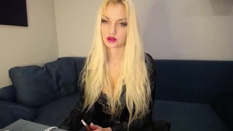 candycathc online show from February 19, 11:25 pm