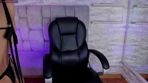 Candy online show from January 20, 9:43 pm