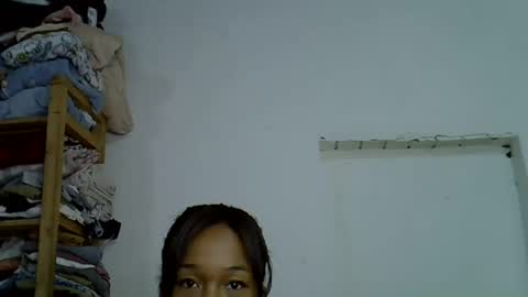 candyh0 online show from July 7, 6:47 am