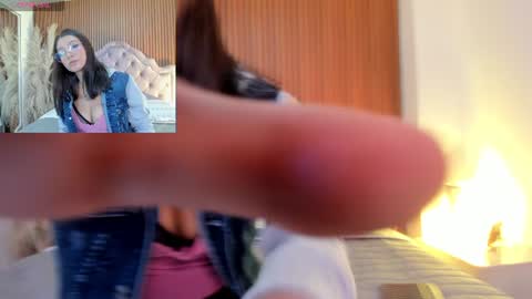 candyjayne_ online show from July 2, 1:17 pm