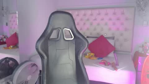 Candy Ebony online show from November 29, 8:07 am