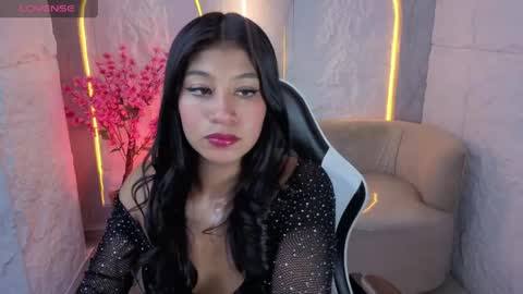 Canela  online show from May 28, 2:53 am