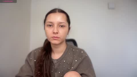 Emma online show from February 6, 11:20 am