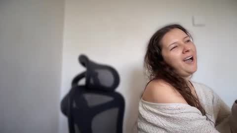 Emma online show from September 26, 8:12 am