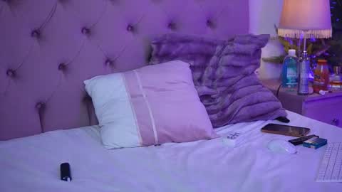  Carina  online show from March 27, 2:24 am