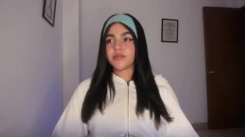 carla_jones online show from October 22, 8:47 pm