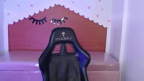 CARLYE   online show from October 16, 3:31 am