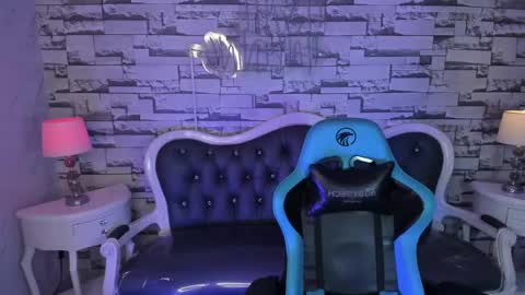 CARLYE   online show from December 28, 4:19 am