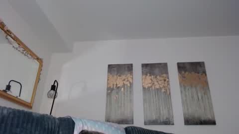 Carlie online show from April 18, 11:26 pm