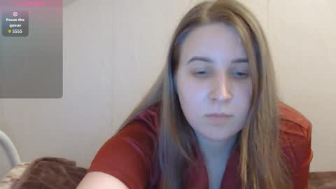 Mia online show from October 14, 4:31 pm