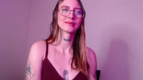 carmennrusso online show from December 22, 12:47 am