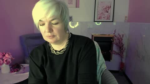 Carmen online show from March 31, 9:48 pm