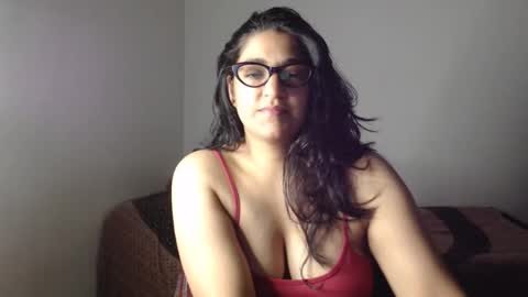 Snapshot of carmincarmenere chatting on December 21, 1:36 am CarminCe online show from December 21, 1:36 am