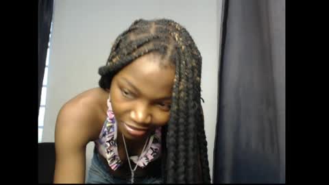 caroline online show from April 16, 11:43 am