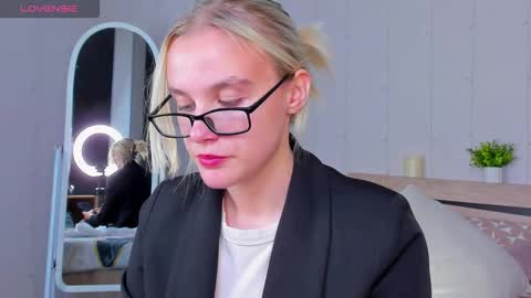 Carol online show from September 23, 9:40 am