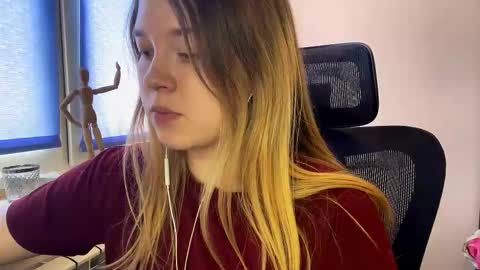 carolindueno online show from February 23, 12:04 pm