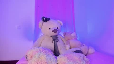 caroline 3 online show from February 3, 6:22 am