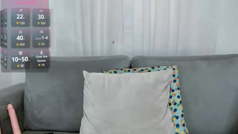 Caroline  online show from September 29, 6:46 pm