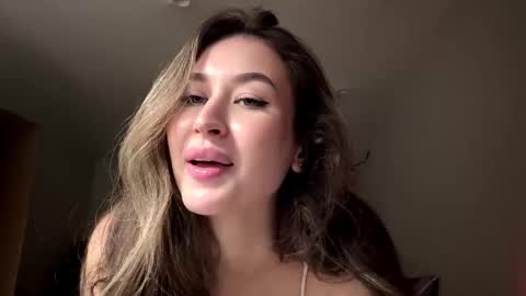 Kira online show from December 19, 3:59 pm