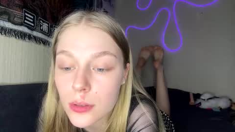 Cassandra online show from February 18, 5:23 pm