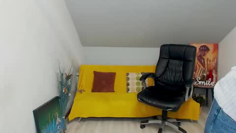 CassieJonas online show from January 17, 8:02 am