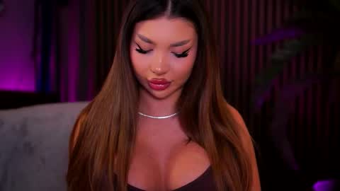 Snapshot of cassyelips chatting on November 1, 8:24 pm Cassye online show from November 1, 8:24 pm