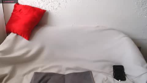 catalina online show from April 9, 9:37 am