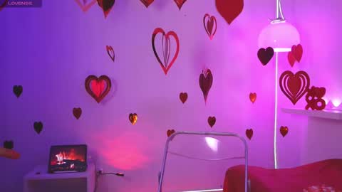 Catalina lovers online show from February 14, 9:17 pm