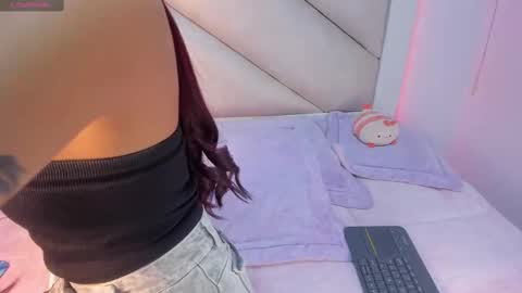 Snapshot of catalina_jade chatting on September 16, 4:15 pm Cata online show from September 16, 4:15 pm