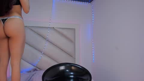 Snapshot of catalina_jade chatting on September 15, 1:19 pm Cata online show from September 15, 1:19 pm