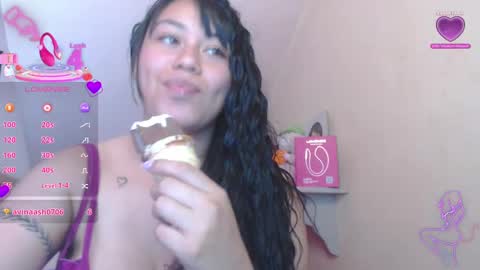 Catalina Saenz online show from October 23, 2:06 am