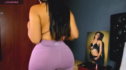 Catalina online show from December 4, 6:19 pm