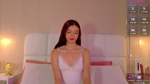 Catalina  online show from February 28, 3:33 pm