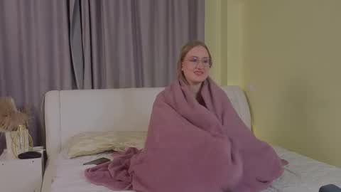 Gvynny online show from December 22, 8:01 pm