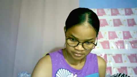 Snapshot of cathyxlisa chatting on October 20, 5:43 am CathyXLisa online show from October 20, 5:43 am