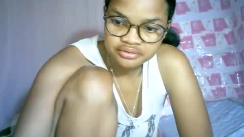 Snapshot of cathyxlisa chatting on January 6, 6:25 am CathyXLisa online show from January 6, 6:25 am