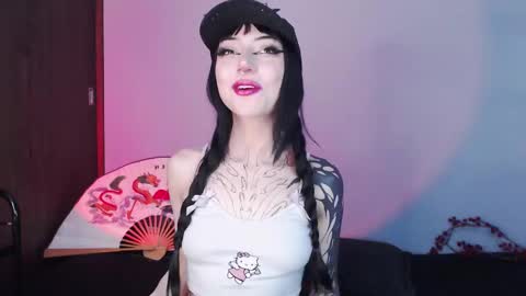 Snapshot of cati_petite chatting on January 23, 5:02 am Cati help me reach my goal of 100 thumbs up again 3 online show from January 23, 5:02 am