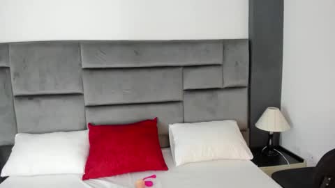 Catleya online show from December 19, 12:19 pm